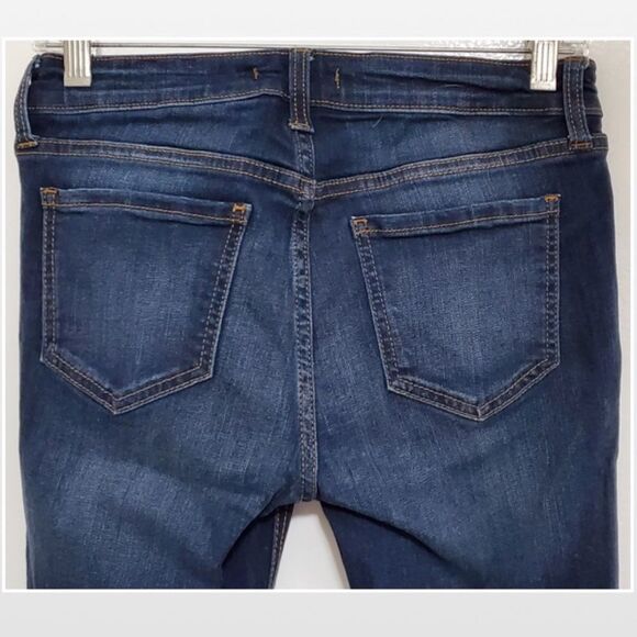 Fashion Nova Size 7 Mid Rise Skinny Blue Jeans - Picture 8 of 12